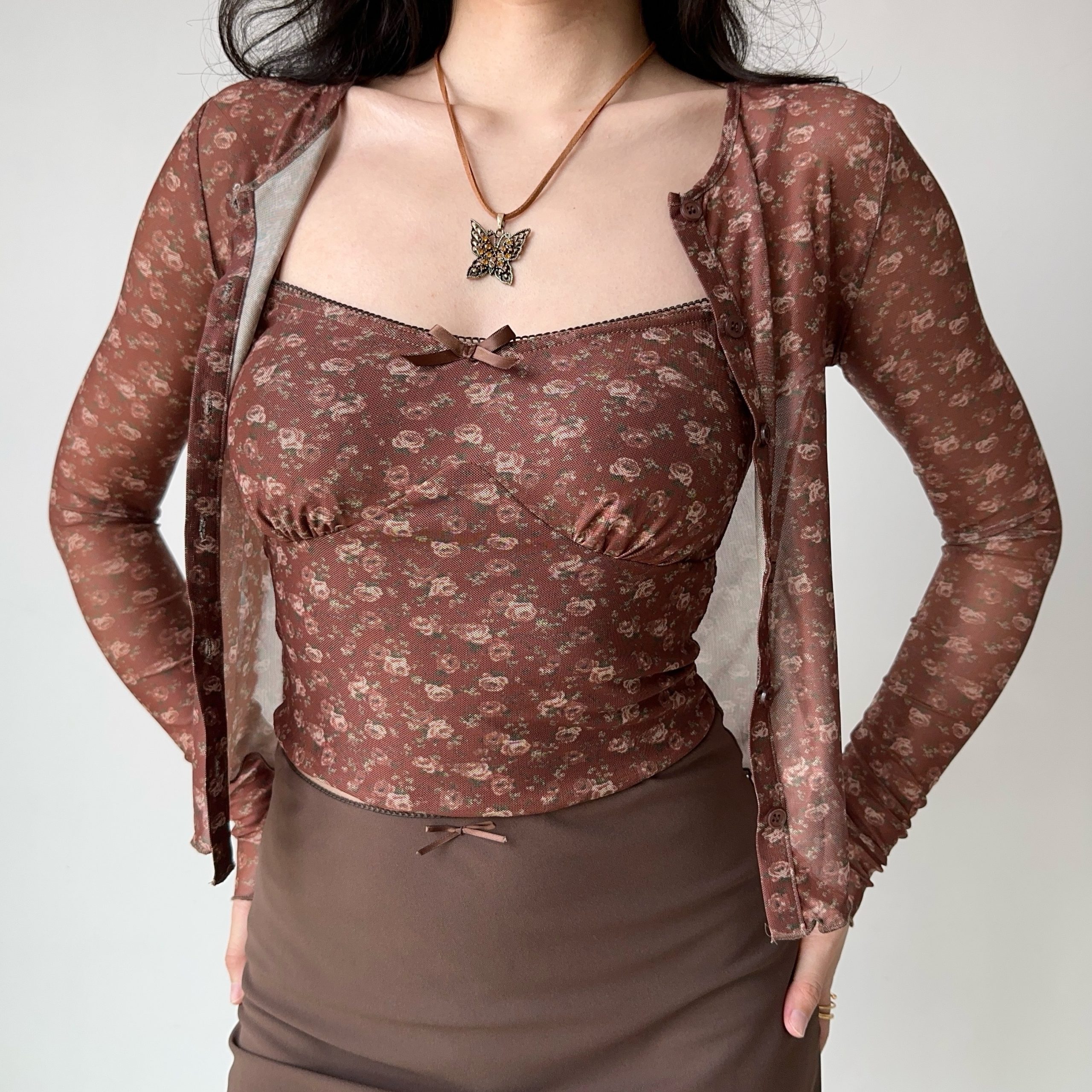 Vintage Floral Camisole Cardigan Two-Piece Set - Women's Slim Fit Crop Top and Cardigan - Trendy Hot Girl Outfit for Y2K Style Vintage Floral Camisole Cardigan Two-Piece Set - Women's Slim Fit Crop Top and Cardigan - Trendy Hot Girl Outfit for Y2K Style