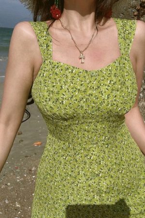 Vintage Floral Green Square Neck Wide Strap Slip Dress - 2023 Spring/Summer Vacation Style, Perfect for Y2K and Korean Aesthetic