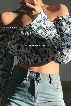 Vintage Floral Off-Shoulder Long Sleeve Slim Fit High-Waisted Cropped Shirt Top - Y2K Style Fashion Essential