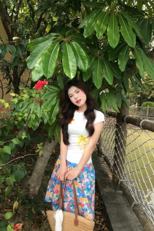 Vintage Floral Print Shoulder T-Shirt for Women - Spicy American Style, Slim Fit, Flattering Elastic Short Sleeves for Summer