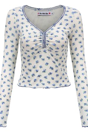 Vintage Floral Ruffled V-Neck Long Sleeve T-Shirt for Women - Slim Fit, 90s Inspired Short Top