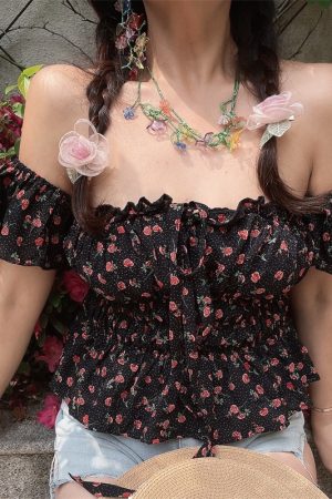 Vintage Floral Square Neck Flutter Sleeve Drawstring Blouse - Slimming Vacation Top in French Style