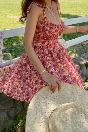 Vintage Floral Waist-Cinched Cami Dress with Square Neck - Spring/Summer 2025 Vacation Style, Y2K Inspired Fashion