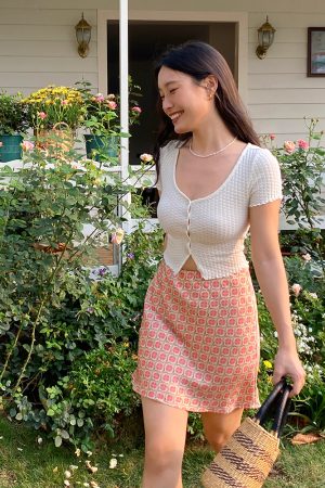 Vintage French Floral Printed High-Waisted A-Line Short Skirt with Mermaid Hem - Y2K Inspired Fashion