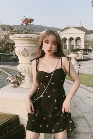 Vintage French Fruit Print A-Line Slip Dress - Waist-Cinching Short Skirt for Spring/Summer 2025 - Chic 90s Inspired Style