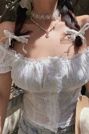 Vintage French Handmade White Puff Sleeve Top with Exquisite Embroidery - Perfect for Vacation and Summer Outings