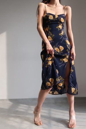 Vintage French Orange Floral Spaghetti Strap Dress with Tie Waist, Slimming Side Slit, Knee-Length Mid Skirt - Y2K Style