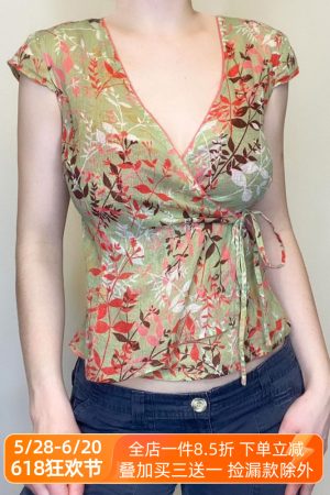 Vintage French Style Lace-Up Short Sleeve T-Shirt for Women, Low V-Neck, Waist-Defined, Summer Fashion Top, Dappled Branch Design