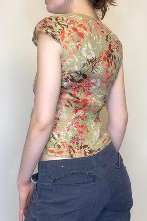 Vintage French Style Lace-Up Short Sleeve T-Shirt for Women, Low V-Neck, Waist-Defined, Summer Fashion Top, Dappled Branch Design