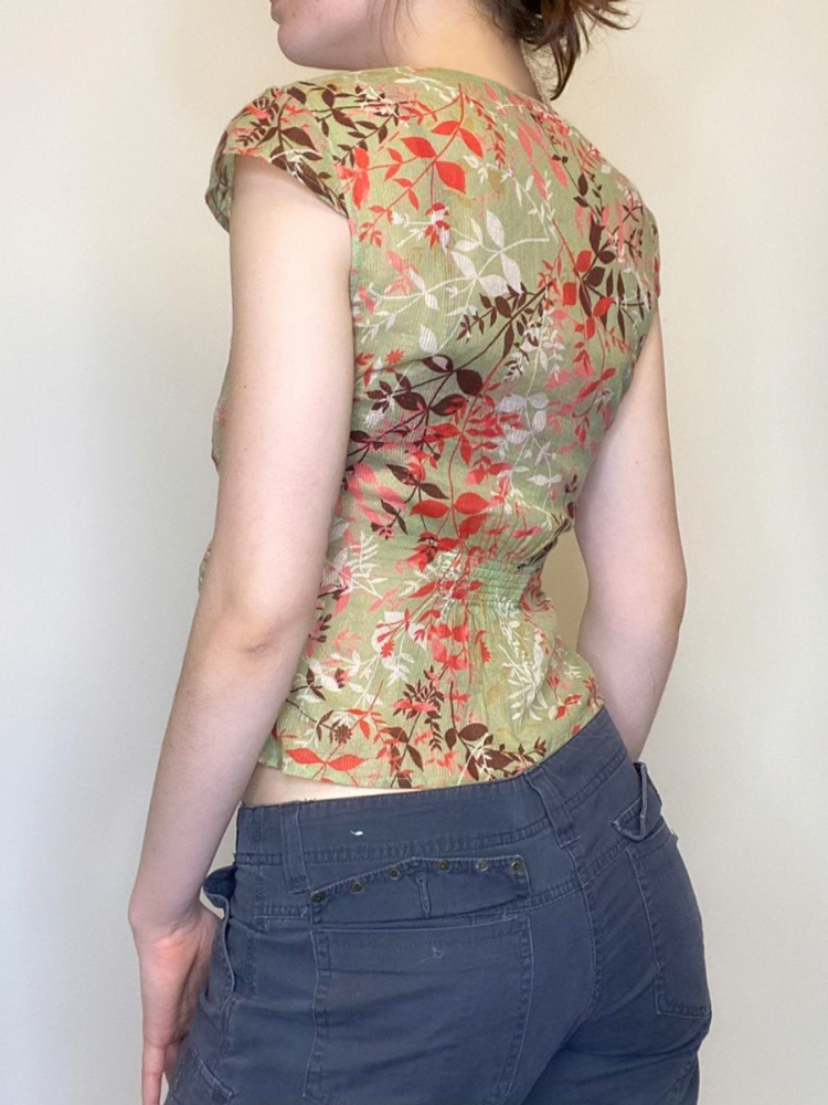 Vintage French Style Lace-Up Short Sleeve T-Shirt for Women, Low V-Neck, Waist-Defined, Summer Fashion Top, Dappled Branch Design Vintage French Style Lace-Up Short Sleeve T-Shirt for Women, Low V-Neck, Waist-Defined, Summer Fashion Top, Dappled Branch Design