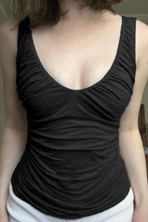 Vintage Gray Pleated Sleeveless Vest Top - Simple Basic V-Neck Slim Fit for Effortless 90s-Inspired Style