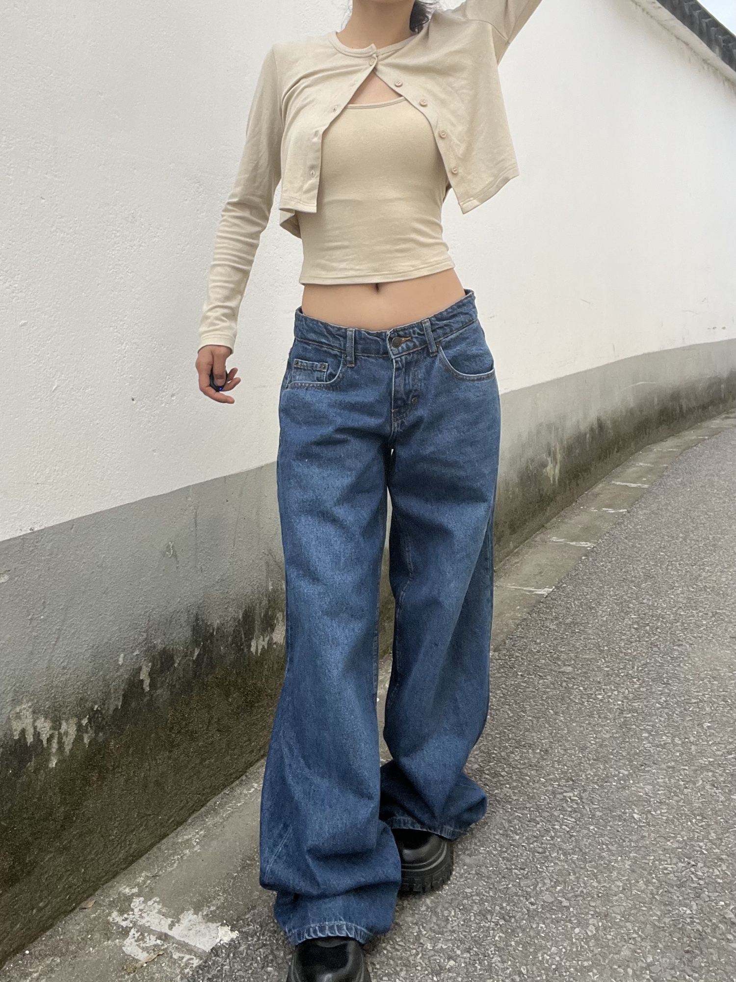 Vintage High-Quality Retro High-Rise Straight Loose-Fit Slimming Washed Denim Jeans for Women - Classic 90s Style Vintage High-Quality Retro High-Rise Straight Loose-Fit Slimming Washed Denim Jeans for Women - Classic 90s Style