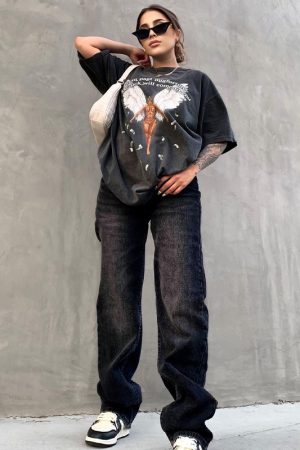 Vintage-Inspired Black Short Sleeve T-Shirt for Women - Retro American Style, Loose Fit for Summer Fashion