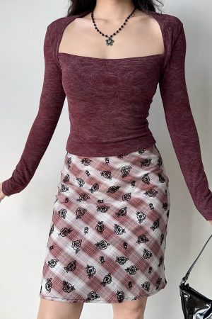 Vintage-Inspired Square Neck Long Sleeve T-Shirt for Women - Slim Fit American Style Base Layer Top