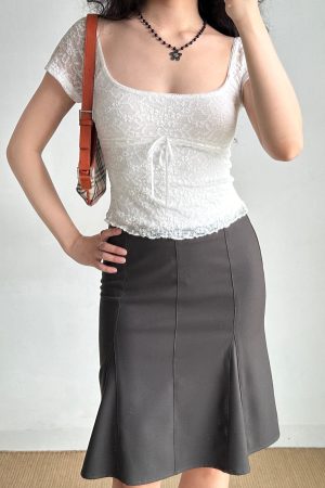 Vintage Lace Trim Square Neck Short Sleeve T-shirt for Women - Slim Fit, European & American Style, Y2K Inspired Short Top