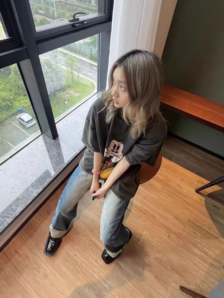 Vintage Mickey Graphic T-Shirt for Women - Retro Washed Short Sleeve Tee in Trendy Street Style Vintage Mickey Graphic T-Shirt for Women - Retro Washed Short Sleeve Tee in Trendy Street Style