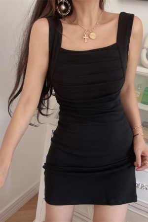 Vintage Square Neck Wide Strap Bodycon Dress with Gathered Waist for Spring/Summer - Retro Vacation Style