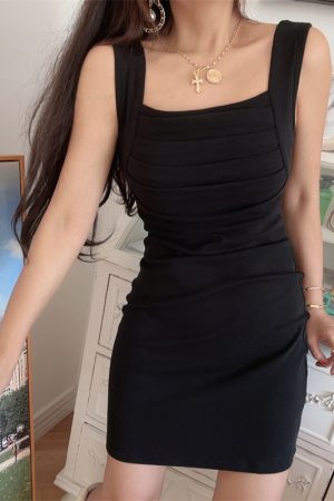 Vintage Square Neck Wide Strap Bodycon Dress with Gathered Waist for Spring/Summer - Retro Vacation Style