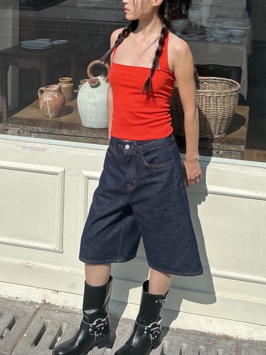 Vintage Street Style Five-Point Denim Shorts for Women, Slim Fit Boyfriend Capris, Casual American Fashion, Summer Essential Vintage Street Style Five-Point Denim Shorts for Women, Slim Fit Boyfriend Capris, Casual American Fashion, Summer Essential