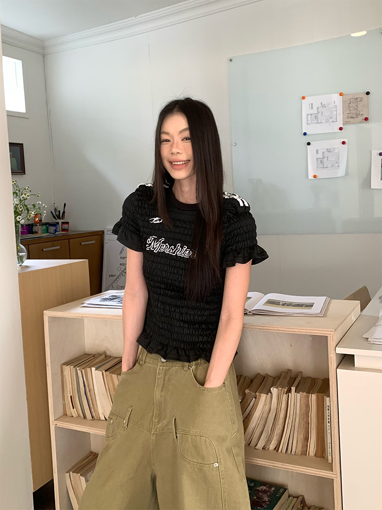 Vintage Textured Ruffled Slim Fit Short T-Shirt for Women - Summer Round Neck Jersey Short Sleeve Top in American Style Vintage Textured Ruffled Slim Fit Short T-Shirt for Women - Summer Round Neck Jersey Short Sleeve Top in American Style