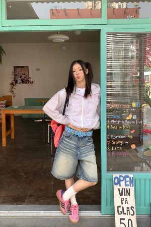 Vintage Washed Distressed Denim Shorts for Men and Women, Loose Casual High Street Five-Point Style for Summer Fashion