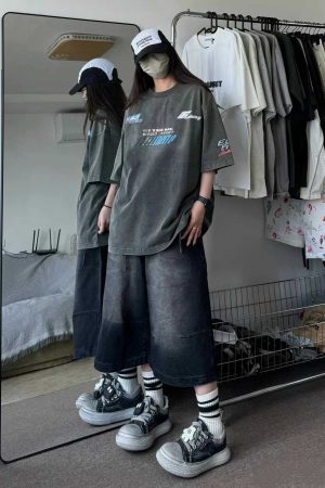 Vintage Washed Distressed Racing Style Cracked Letter Print Loose Heavyweight Short-Sleeve T-Shirt for Men and Women