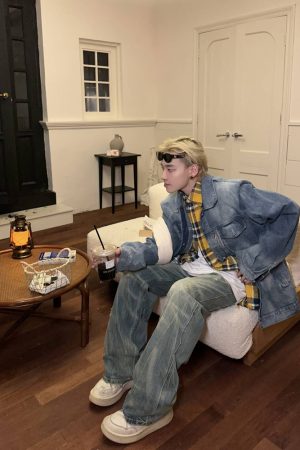 Vintage Washed Distressed Straight Leg Jeans for Men - Loose Fit Wide Leg Pants, Retro 90s Style