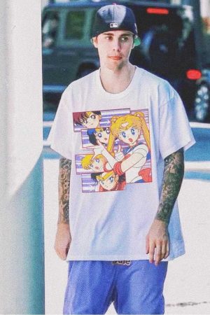 Vintage Water Washed Sailor Moon Short Sleeve T-shirt for Men and Women - 90s Inspired Sailor Senshi Graphic Tee