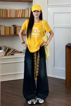 Vintage Wide-Leg Floor-Length Jeans for Women - Yellow Waistband, Blue Gray Straight-Leg Design, Summer Fashion