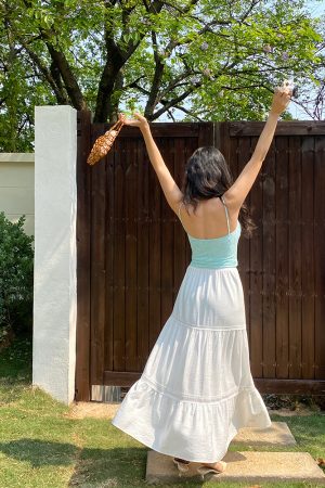 White High-Waisted French-Style Vacation Skirt - Itchy Texture Cake Skirt for Summer, Trendy and Chic