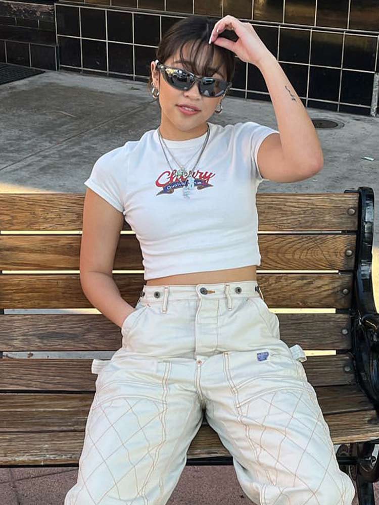 White Short Sleeve Crop T-Shirt for Women - Retro American Style Belly-Baring Top, Summer Fashion, ABG Hot Girl Vibe White Short Sleeve Crop T-Shirt for Women - Retro American Style Belly-Baring Top, Summer Fashion, ABG Hot Girl Vibe