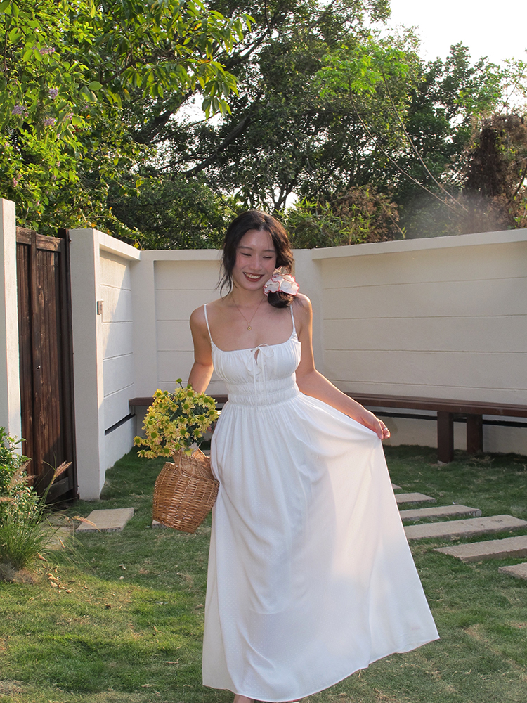 White Spaghetti Strap A-Line Dress with Long Skirt – Sexy Vacation Style, Trendy French Design, Perfect for Summer Events White Spaghetti Strap A-Line Dress with Long Skirt – Sexy Vacation Style, Trendy French Design, Perfect for Summer Events