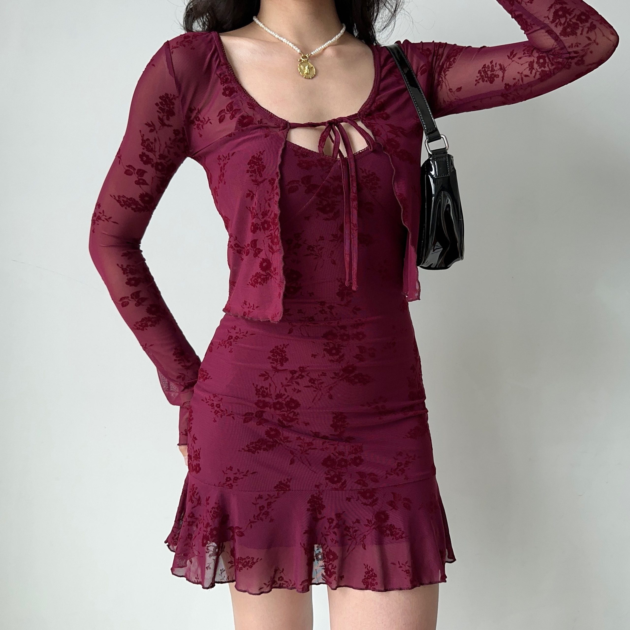 Wine Red Embroidered Camisole Dress & Cardigan Two-Piece Set - European & American Style New Year Fashion Robe Wine Red Embroidered Camisole Dress & Cardigan Two-Piece Set - European & American Style New Year Fashion Robe