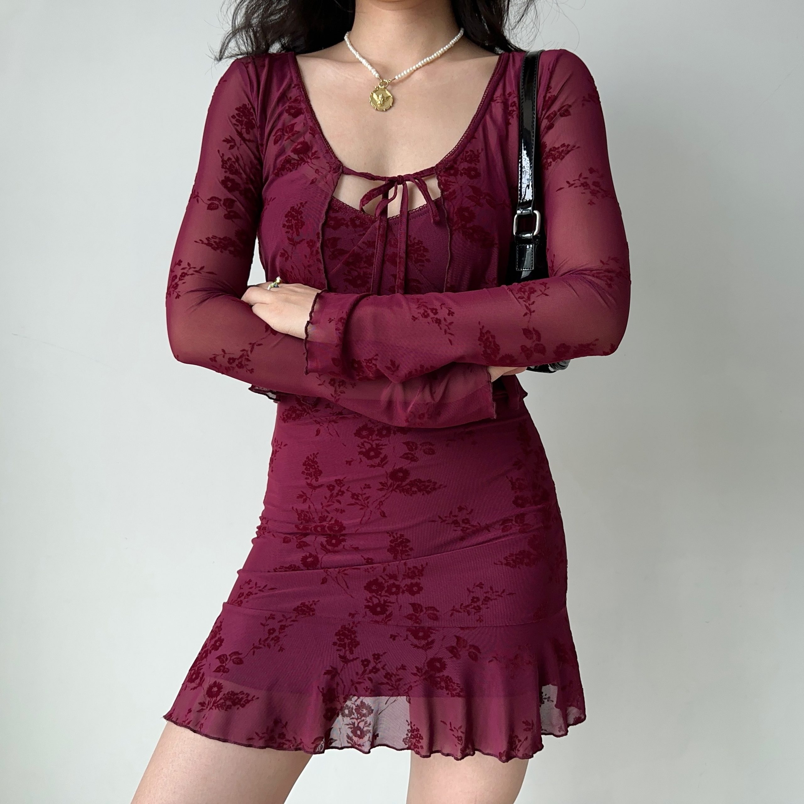 Wine Red Embroidered Camisole Dress & Cardigan Two-Piece Set - European & American Style New Year Fashion Robe Wine Red Embroidered Camisole Dress & Cardigan Two-Piece Set - European & American Style New Year Fashion Robe