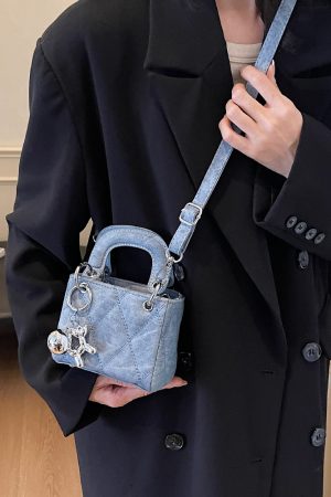 Winter Commuting Diamond Quilted Crossbody Bag - High-End Women's Handbag, Versatile Small Style for 2025