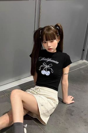 Women's American-Style Cherry Print Short T-Shirt, 2025 Summer Slim Fit, Round Neck, Regular Shoulder, Short Sleeves