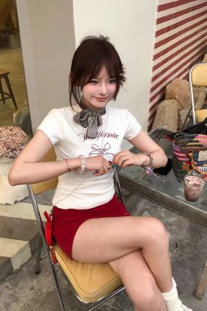 Women's American-Style Cherry Print Short T-Shirt, 2025 Summer Slim Fit, Round Neck, Regular Shoulder, Short Sleeves