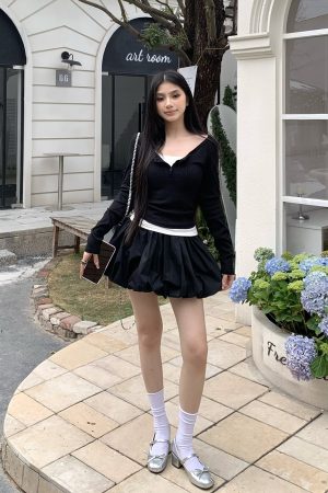 Women's Black Cloud Flower Bud Skirt - Puffy A-Line Pleated Lantern Skirt for 90s Y2K Style