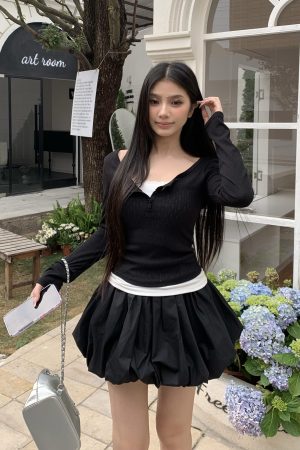 Women's Black Cloud Flower Bud Skirt - Puffy A-Line Pleated Lantern Skirt for 90s Y2K Style