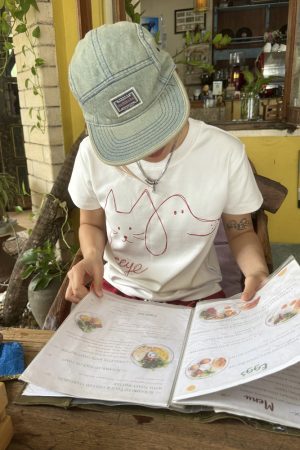 Women's Casual Short Sleeve T-Shirt with Round Neck, Simple Line Drawing, New Summer Style, Trendy 90s Fashion