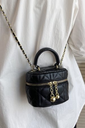 Women's Diamond-Pattern Chain Crossbody Bag, Stylish Small Square Bag for Spring/Summer 2025 Fashion Trends