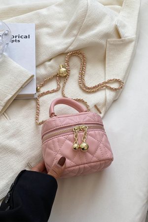 Women's Diamond-Pattern Chain Crossbody Bag, Stylish Small Square Bag for Spring/Summer 2025 Fashion Trends