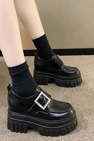 Women's English-Style Patent Leather Loafers 2024 Spring Thick-Soled Shoes for Petite Women with Height Increase