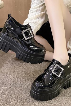 Women's English-Style Patent Leather Loafers 2024 Spring Thick-Soled Shoes for Petite Women with Height Increase