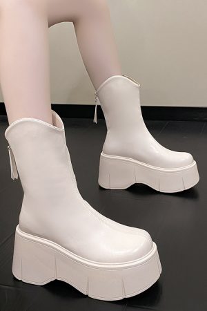 Women's Height-Increasing Martin Boots for Petite, 8cm Thick-Soled, British Style, Trendy Short Boots for Spring and Autumn 2023