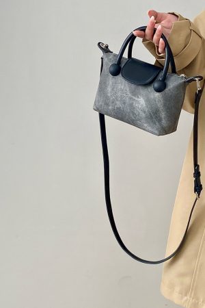 Women's High-End Fashion Shoulder Crossbody Handbag - Versatile Small Square Bag for 2025 Trendy Style