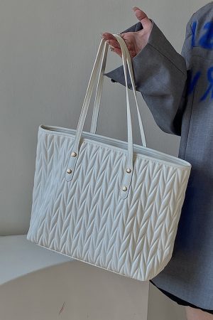 Women's High-End Large Capacity Commuter Tote Bag - 2025 Niche Design for Spring/Summer Fashion