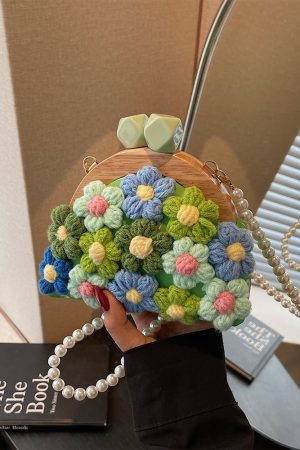 Women's Knitted Flower Pearl Chain Crossbody Shell Bag - Trendy 2025 Fashion Accessory, Perfect for Y2K and Casual Styles