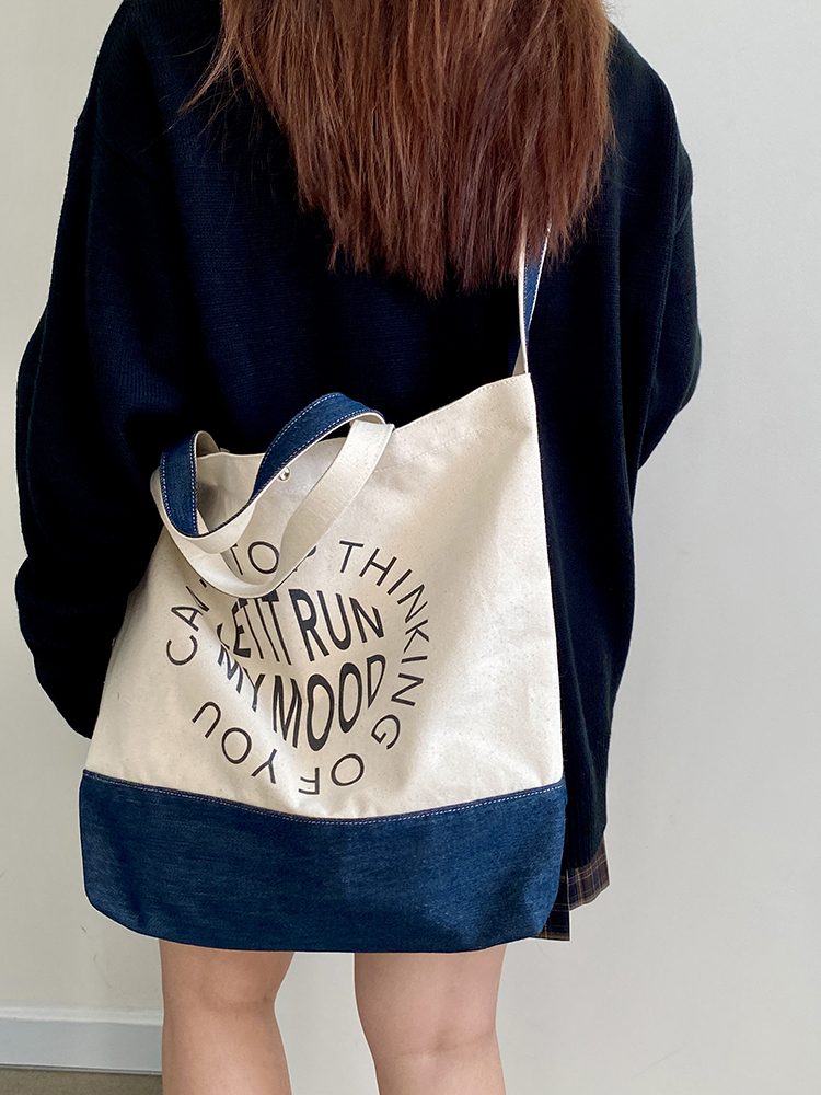 Women's Korean Style Large Capacity Canvas Tote Bag - Casual Handheld & Crossbody Design for College Women's Korean Style Large Capacity Canvas Tote Bag - Casual Handheld & Crossbody Design for College