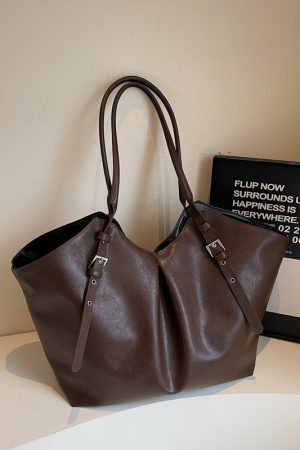 Women's Korean-Style Large-Capacity Shoulder Bag for Commuting - Trendy Winter 2025 Handbag